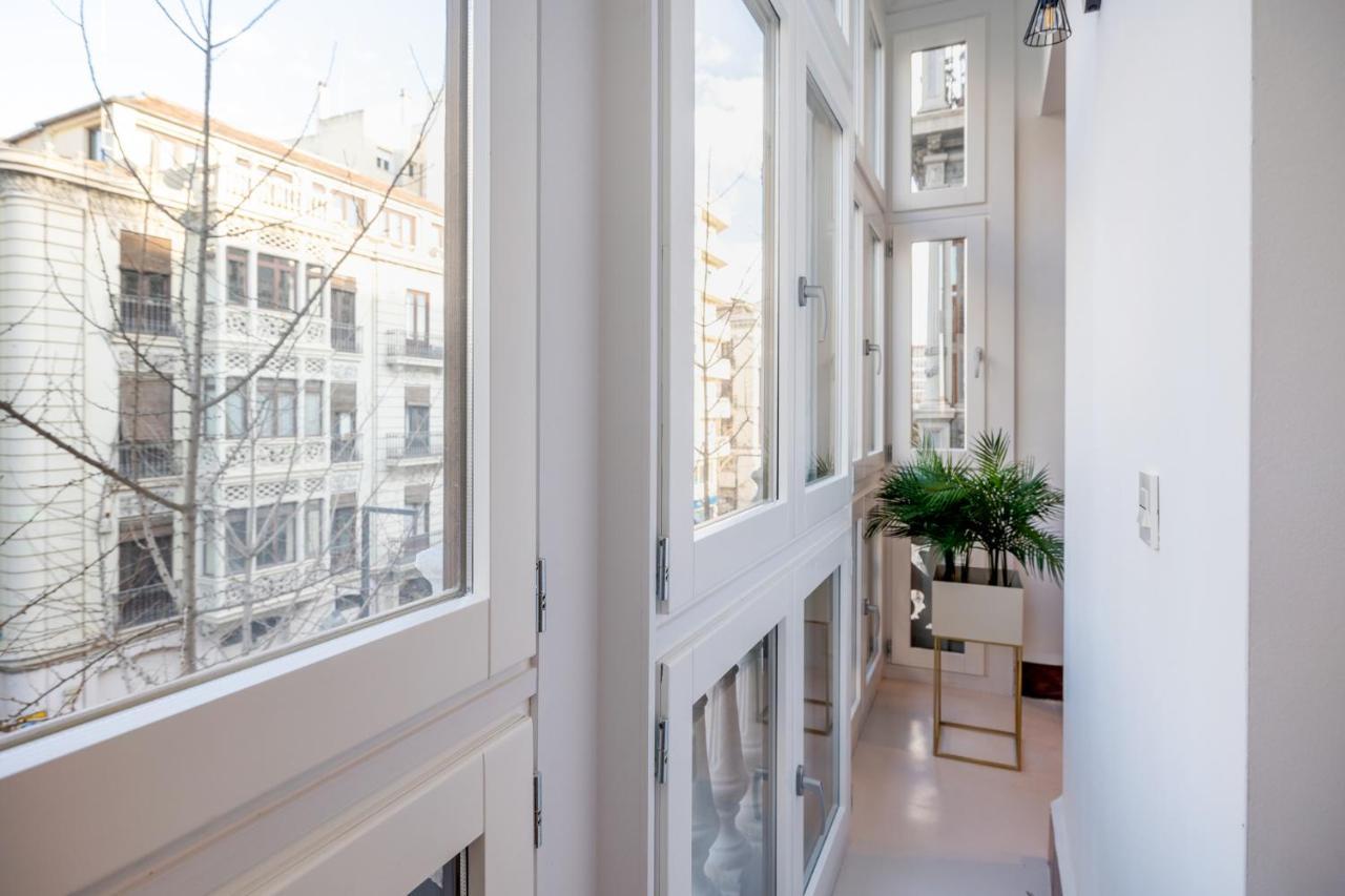 Luxury Gran Via Apartments Granada Exterior photo